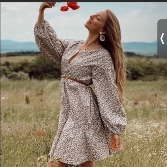 H&M A line cotton floral puff sleeve dress - Picture 7 of 12